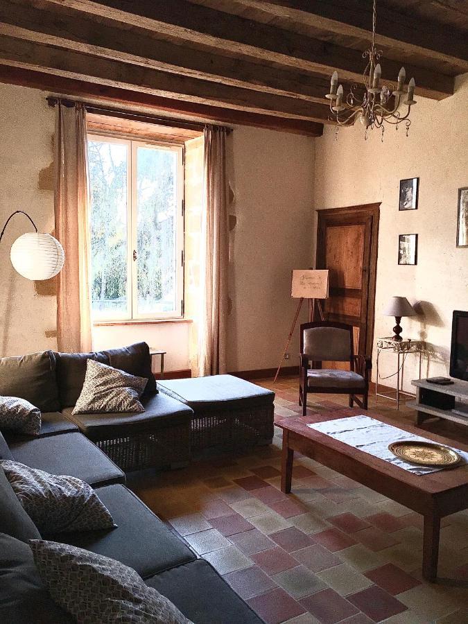 "La Maison De Villars" Au Coeur De La Nature Pressac Экстерьер фото